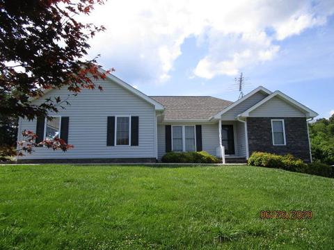 1973 Old Orchard Loop, Stuart, VA 24171 photo 3
