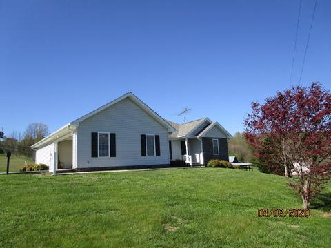 1973 Old Orchard Loop, Stuart, VA 24171 photo 2