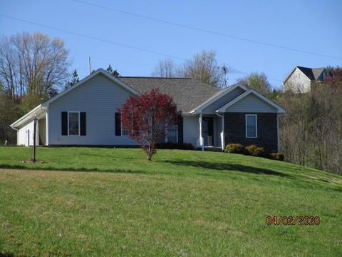 1973 Old Orchard Loop, Stuart, VA 24171 photo 4