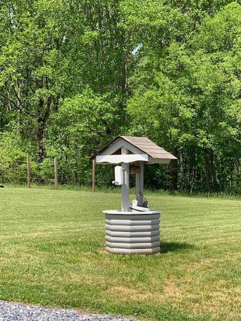 2145 Lipscomb Rd, Moneta, VA 24121 photo 6