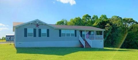2145 Lipscomb Rd, Moneta, VA 24121 photo 1