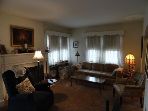 232 E Gray St, Covington, VA 24426 photo 7