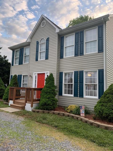1139 Navigation Pt, Goodview, VA 24095 photo 1