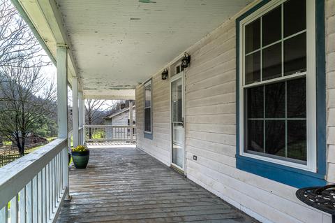 2035 Dutch Hollow Rd, Raphine, VA 24472 photo 11