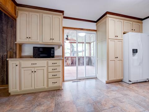 1076 Sumdat Trl, Moneta, VA 24121 photo 11