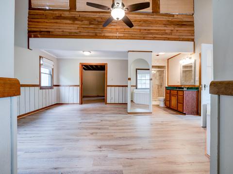 1076 Sumdat Trl, Moneta, VA 24121 photo 16