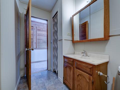 1076 Sumdat Trl, Moneta, VA 24121 photo 38
