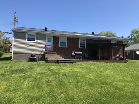 235 E Gray St, Covington, VA 24426 photo 7