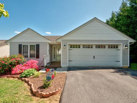 256 Eugene Dr NW, Roanoke, VA 24017 photo 1