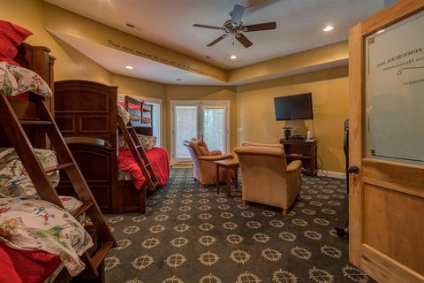305 E Pointe Dr, Penhook, VA 24137 photo 65