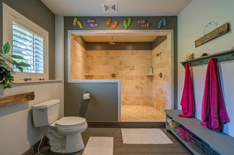 305 E Pointe Dr, Penhook, VA 24137 photo 49