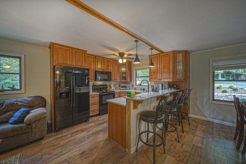 892 Jefferson Dock Rd, Penhook, VA 24137 photo 5