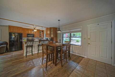 892 Jefferson Dock Rd, Penhook, VA 24137 photo 3