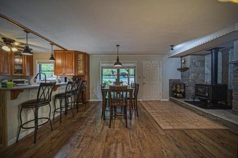 892 Jefferson Dock Rd, Penhook, VA 24137 photo 4