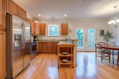 855 Walhalla Ct, Roanoke, VA 24019 photo 3