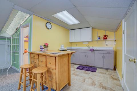 398 Boyd St, Buchanan, VA 24066 photo 29