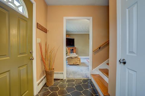 398 Boyd St, Buchanan, VA 24066 photo 5