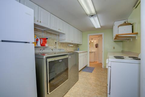 398 Boyd St, Buchanan, VA 24066 photo 21