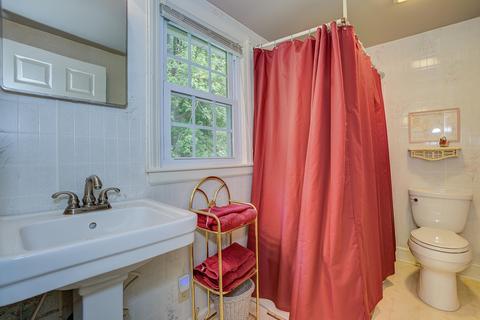 398 Boyd St, Buchanan, VA 24066 photo 16