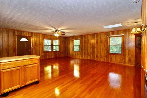 572 Arch Mill Rd, Buchanan, VA 24066 photo 15