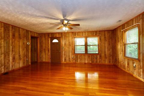 572 Arch Mill Rd, Buchanan, VA 24066 photo 8