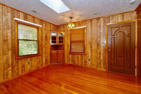 572 Arch Mill Rd, Buchanan, VA 24066 photo 11