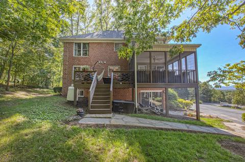 111 View Dr, Goodview, VA 24095 photo 5