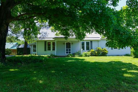 4686 Roger Rd, Salem, VA 24153 photo 2