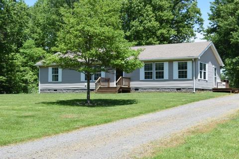 1208 Laurel Fork Rd, Laurel Fork, VA 24352 photo 1