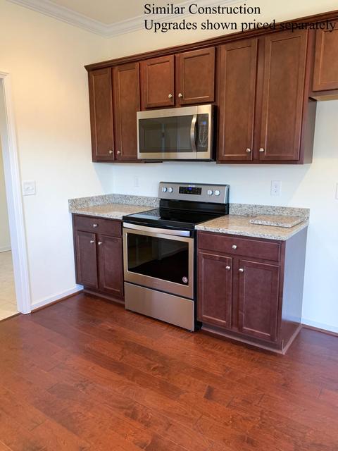 2012 Heys Ln, Vinton, VA 24179 photo 4