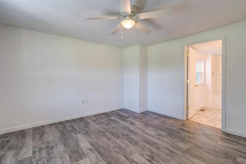 2137 Goodview Rd, Goodview, VA 24095 photo 12