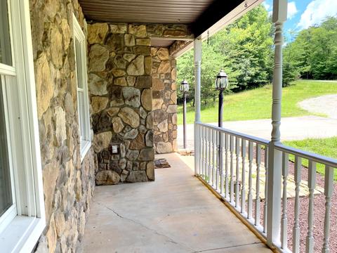 94 Barrett Rd, Hardy, VA 24101 photo 4