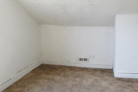 526 E Pine St, Covington, VA 24426 photo 15