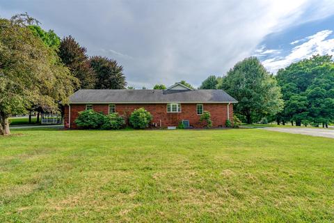 4287 Bonsack Rd, Roanoke, VA 24012 photo 4