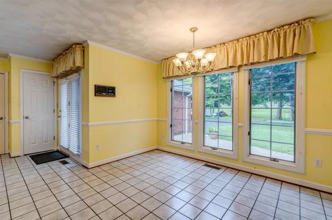4287 Bonsack Rd, Roanoke, VA 24012 photo 13