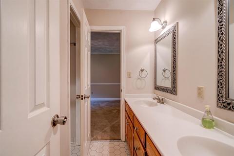 4287 Bonsack Rd, Roanoke, VA 24012 photo 22
