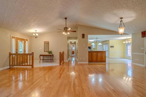 4287 Bonsack Rd, Roanoke, VA 24012 photo 8