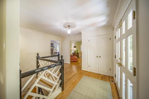 202 Darwin Rd SW, Roanoke, VA 24014 photo 3
