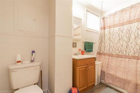 111 S Monroe Ave, Covington, VA 24426 photo 9