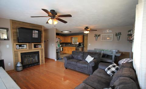 472 2nd St, Buchanan, VA 24066 photo 6