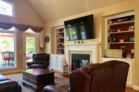 210 Fairway Dr, Penhook, VA 24137 photo 9