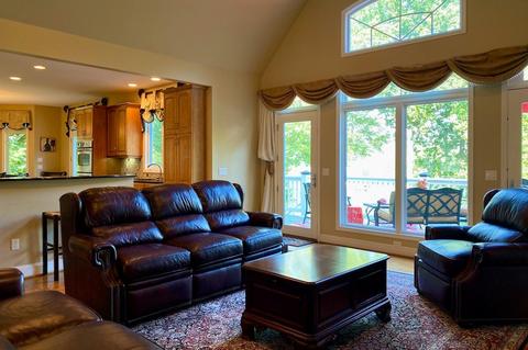 210 Fairway Dr, Penhook, VA 24137 photo 8