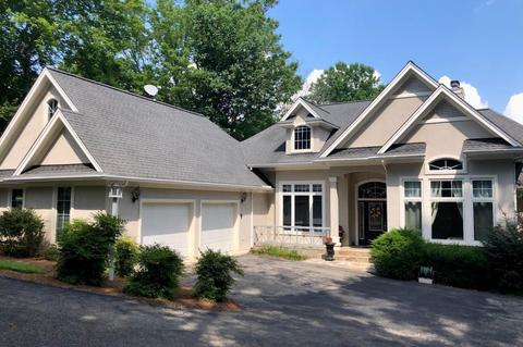 210 Fairway Dr, Penhook, VA 24137 photo 3
