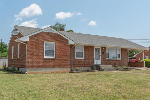 5315 Hearthstone Rd, Roanoke, VA 24012 photo 3