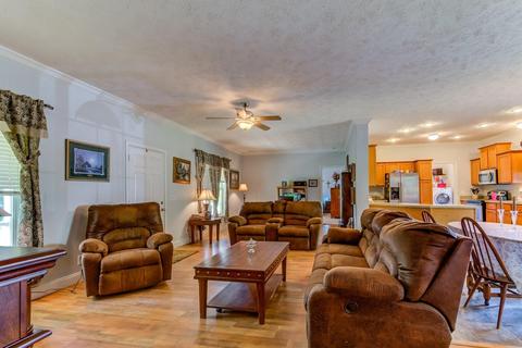 5565 Haw Patch Rd, Ferrum, VA 24088 photo 13