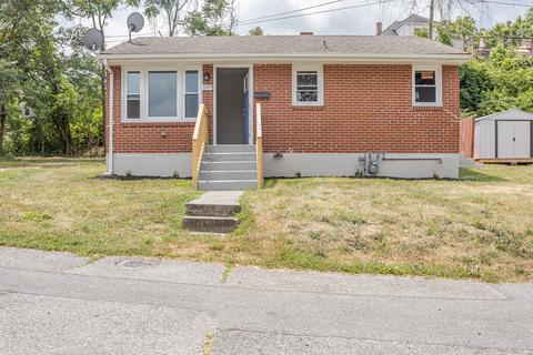 159 Pine St, Vinton, VA 24179 photo 1