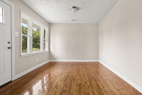 159 Pine St, Vinton, VA 24179 photo 9
