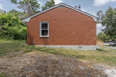 159 Pine St, Vinton, VA 24179 photo 4