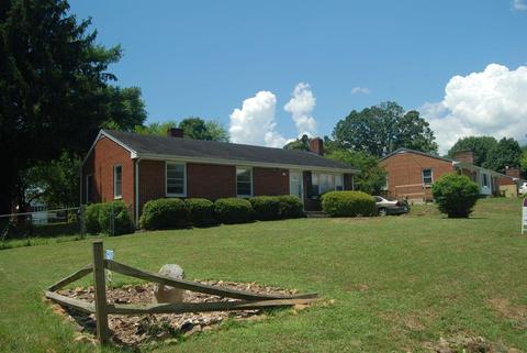 7010 Brookview Rd, Roanoke, VA 24019 photo 1