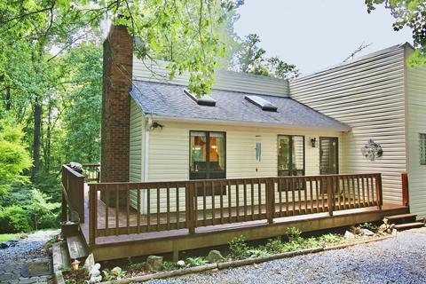 102 Cables Ct, Goodview, VA 24095 photo 3